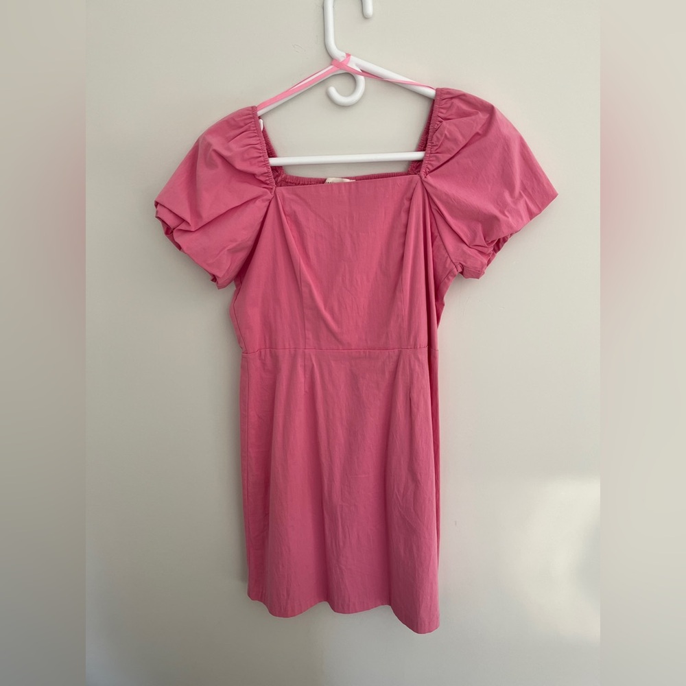 MONTEAU NWOT pink Puff Sleeve Dress
